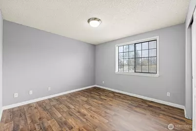 10010 Golden Given Road E #4, Tacoma, WA 98445 - Photo 11