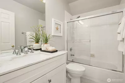 2400 100th Avenue NE, Bellevue, WA 98004 - Photo 19