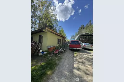 19911 State Route 165 E, Carbonado, WA 98323 - Photo 25