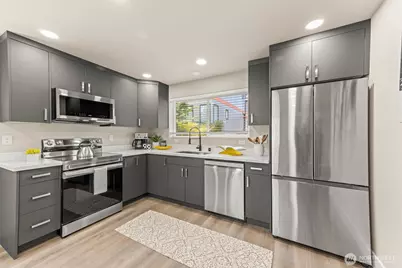 1411 26th Avenue, Seattle, WA 98122 - Photo 13