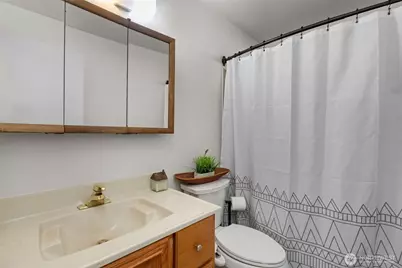 16022 126th Avenue SE, Renton, WA 98058 - Photo 11