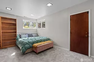 16022 126th Ave SE, Renton, WA 98058 - Photo 9