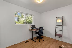 16022 126th Ave SE, Renton, WA 98058 - Photo 13