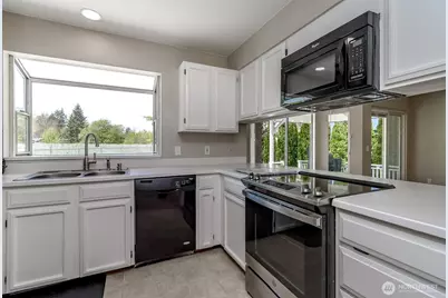 305 Jewell, Enumclaw, WA 98022 - Photo 7
