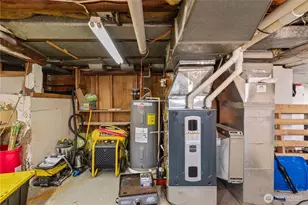 522 W 6th St, Aberdeen, WA 98520 - Photo 29