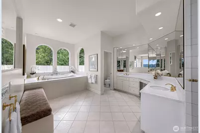 1120 W Lake Sammamish Parkway SE, Bellevue, WA 98008 - Photo 19