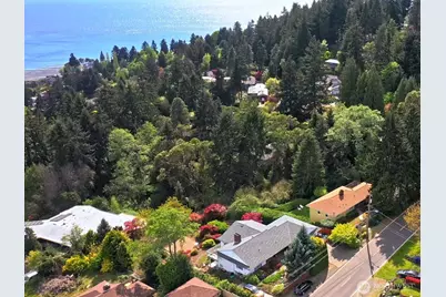 1429 SW 170th Street, Normandy Park, WA 98166 - Photo 1