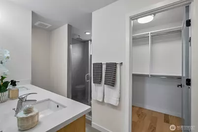 2440 NW 60th Street #B, Seattle, WA 98107 - Photo 27