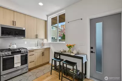2440 NW 60th Street #B, Seattle, WA 98107 - Photo 13