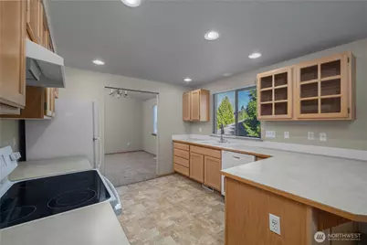 3608 Bittersweet Street SE, Olympia, WA 98501 - Photo 7