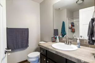 2837 SW Fairway Point Dr, Oak Harbor, WA 98277 - Photo 31