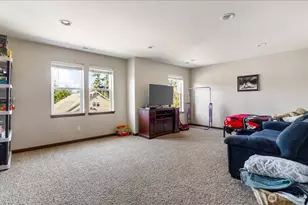 2837 SW Fairway Point Dr, Oak Harbor, WA 98277 - Photo 27