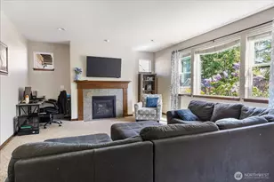 2837 SW Fairway Point Dr, Oak Harbor, WA 98277 - Photo 5