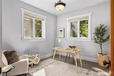 9039 North Town Drive NE, Bainbridge Island, WA 98110 - Photo 9