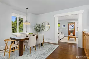 9039 North Town Dr NE, Bainbridge Island, WA 98110 - Photo 11