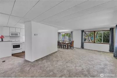 18425 NE 95th Street #146, Redmond, WA 98052 - Photo 3