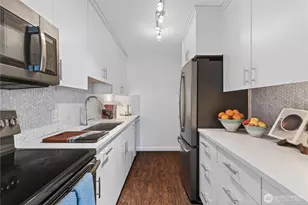 308 E Republican St, Seattle, WA 98102 - Photo 5