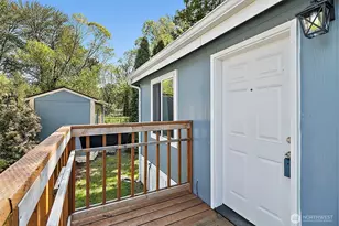 1720 Maple Ln Ct, Kent, WA 98030 - Photo 7