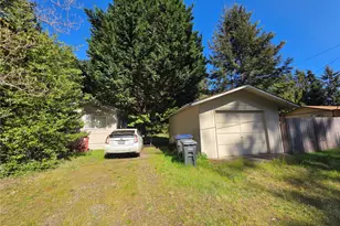 1160 E Lakeshore Dr W, Shelton, WA 98584 - Photo 5