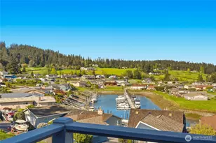 2198 Aurora Ct, Oak Harbor, WA 98277 - Photo 17