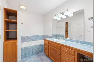 2198 Aurora Ct, Oak Harbor, WA 98277 - Photo 21