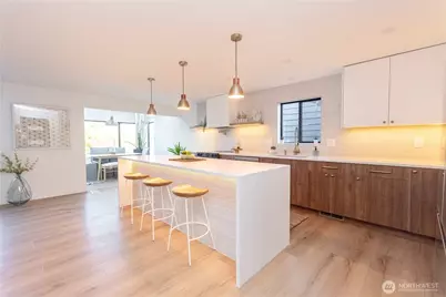 7210 Seward Park Avenue S, Seattle, WA 98118 - Photo 5