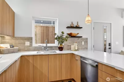 4140 44th Avenue SW, Seattle, WA 98116 - Photo 13