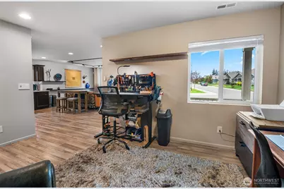 18734 105th Lane E, Puyallup, WA 98374 - Photo 13