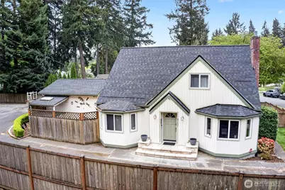 6201 75th Avenue Ct W, University Place, WA 98467 - Photo 1
