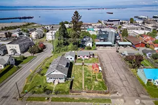 233 W 3rd St, Port Angeles, WA 98362 - Photo 31