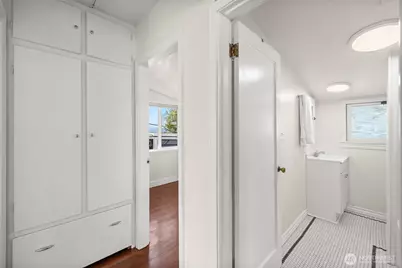 233 W Third Street, Port Angeles, WA 98362 - Photo 21