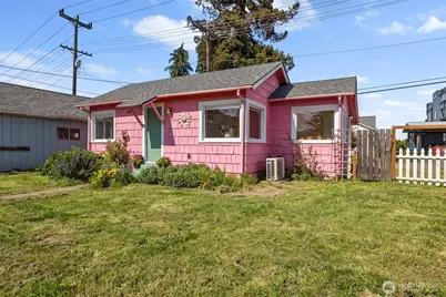 233 W Third Street, Port Angeles, WA 98362 - Photo 3