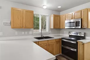 2214 179th St Ct E, Tacoma, WA 98445 - Photo 7