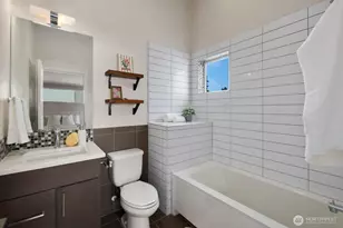 628 NW 85th St, Seattle, WA 98117 - Photo 27