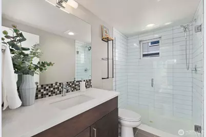628 NW 85th Street, Seattle, WA 98117 - Photo 23