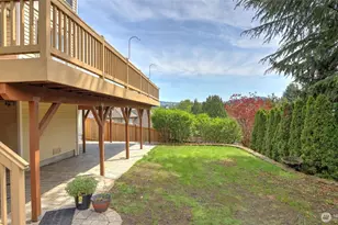 11935 SE 76th St, Newcastle, WA 98056 - Photo 39