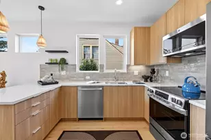4142 44th Ave SW, Seattle, WA 98116 - Photo 9