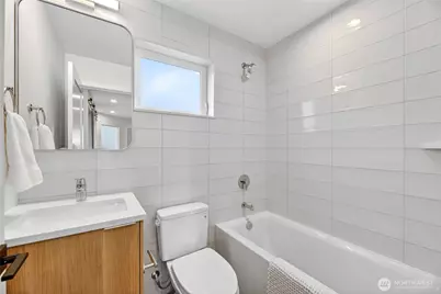 4142 44th Avenue SW, Seattle, WA 98116 - Photo 7