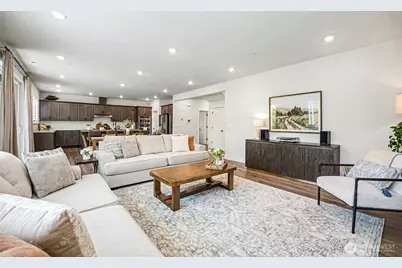 6410 213th Ave Court E, Bonney Lake, WA 98391 - Photo 9