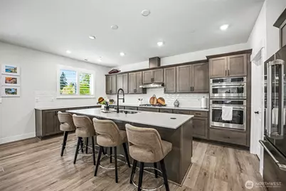 6410 213th Ave Court E, Bonney Lake, WA 98391 - Photo 13