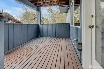 1915 11th Avenue S, Seattle, WA 98134 - Photo 33