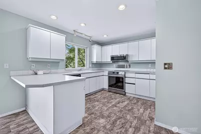 1704 Skyline Drive, Wenatchee, WA 98801 - Photo 9