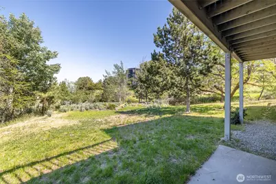 1704 Skyline Drive, Wenatchee, WA 98801 - Photo 29