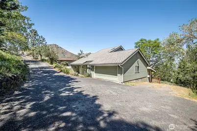 1704 Skyline Drive, Wenatchee, WA 98801 - Photo 37