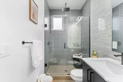 4301 26th Avenue SW, Seattle, WA 98106 - Photo 23