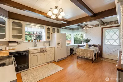 6713 128th Street E, Puyallup, WA 98373 - Photo 9