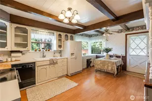 6713 128th St E, Puyallup, WA 98373 - Photo 9