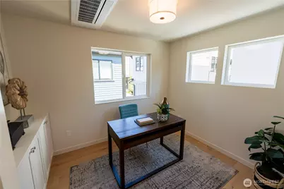 13540 39th Avenue NE #C, Seattle, WA 98125 - Photo 11