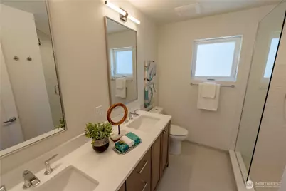 13540 39th Avenue NE #C, Seattle, WA 98125 - Photo 9