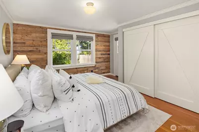 546 N 75th Street, Seattle, WA 98103 - Photo 15